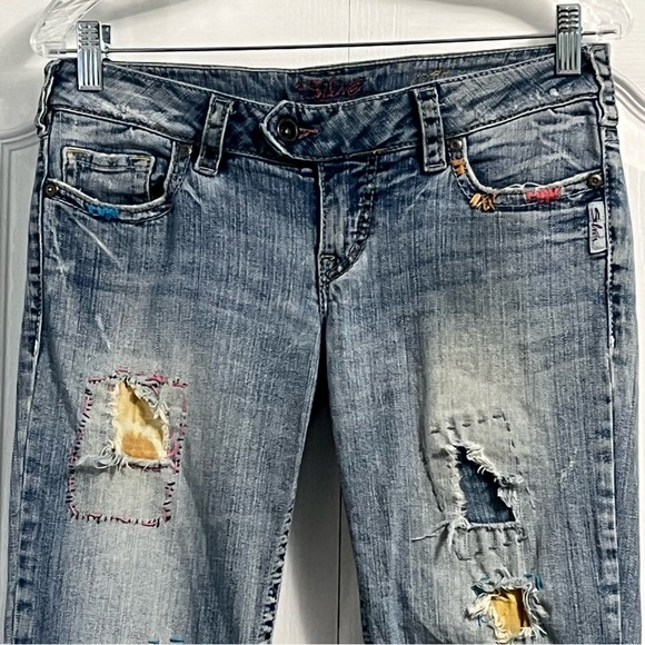 SILVER Tuesday denim jeans with distressed patches women’s size 28 - Picture 2 of 14